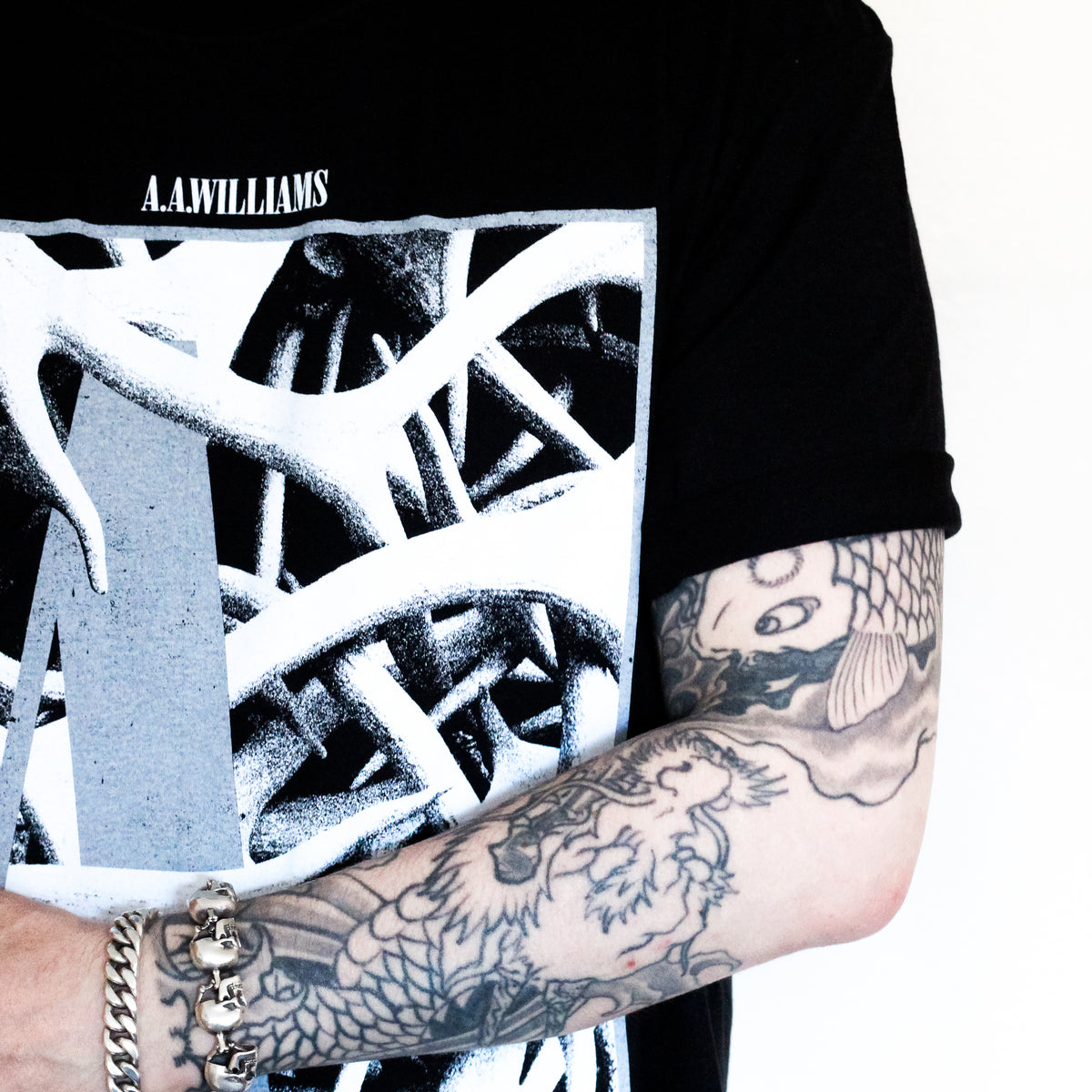 THORNS T-shirt
